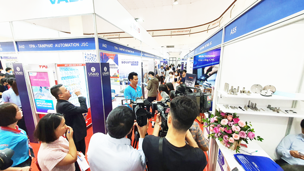 Gian hàng TPA tại hội chợ giao thương quốc tế ngành chế tạo FBC